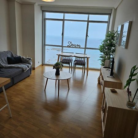 Vivienda Con Increibles Vistas A La Playa De Riazor Appartement A Coruña Buitenkant foto