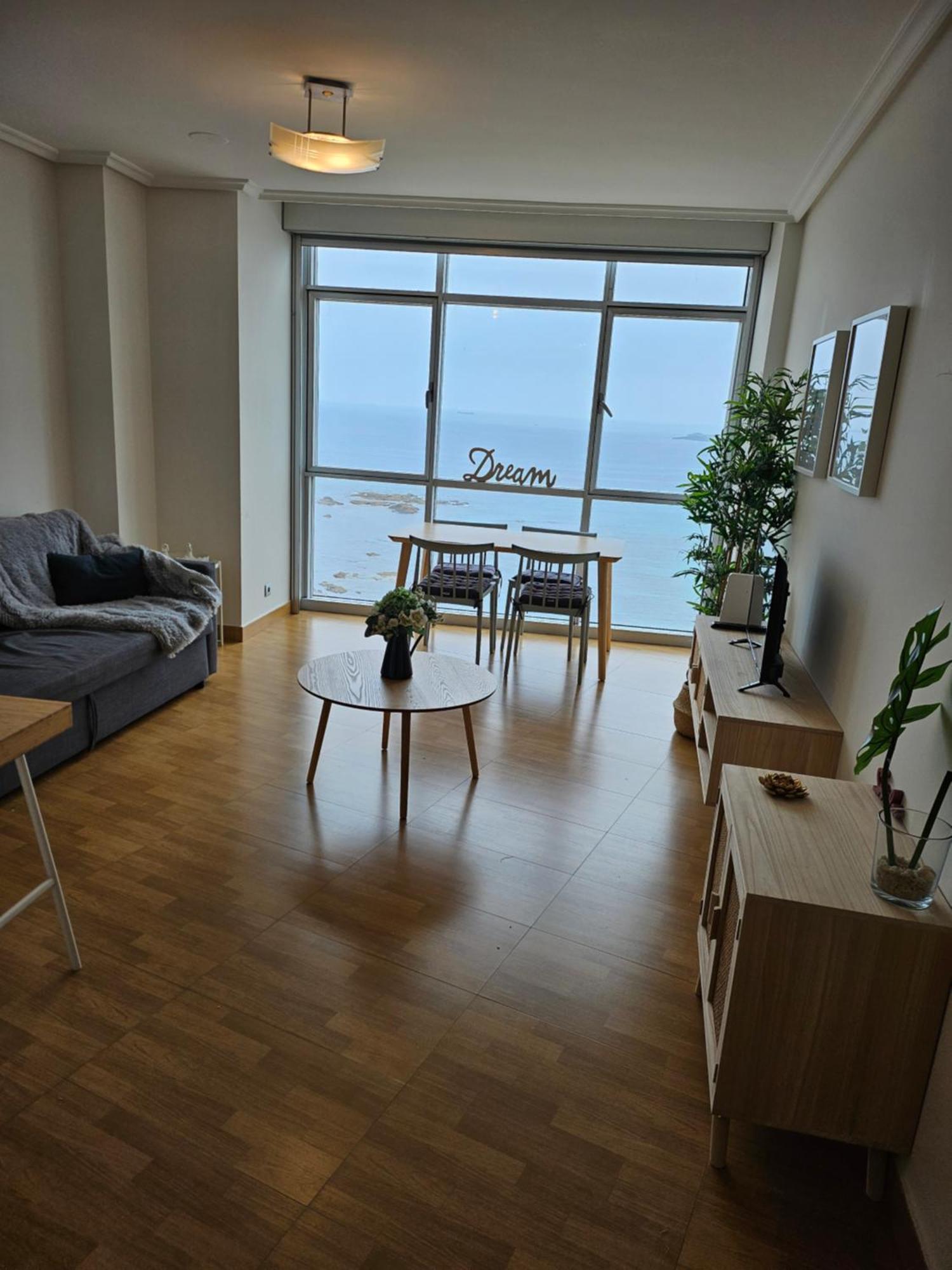 Vivienda Con Increibles Vistas A La Playa De Riazor Appartement A Coruña Buitenkant foto